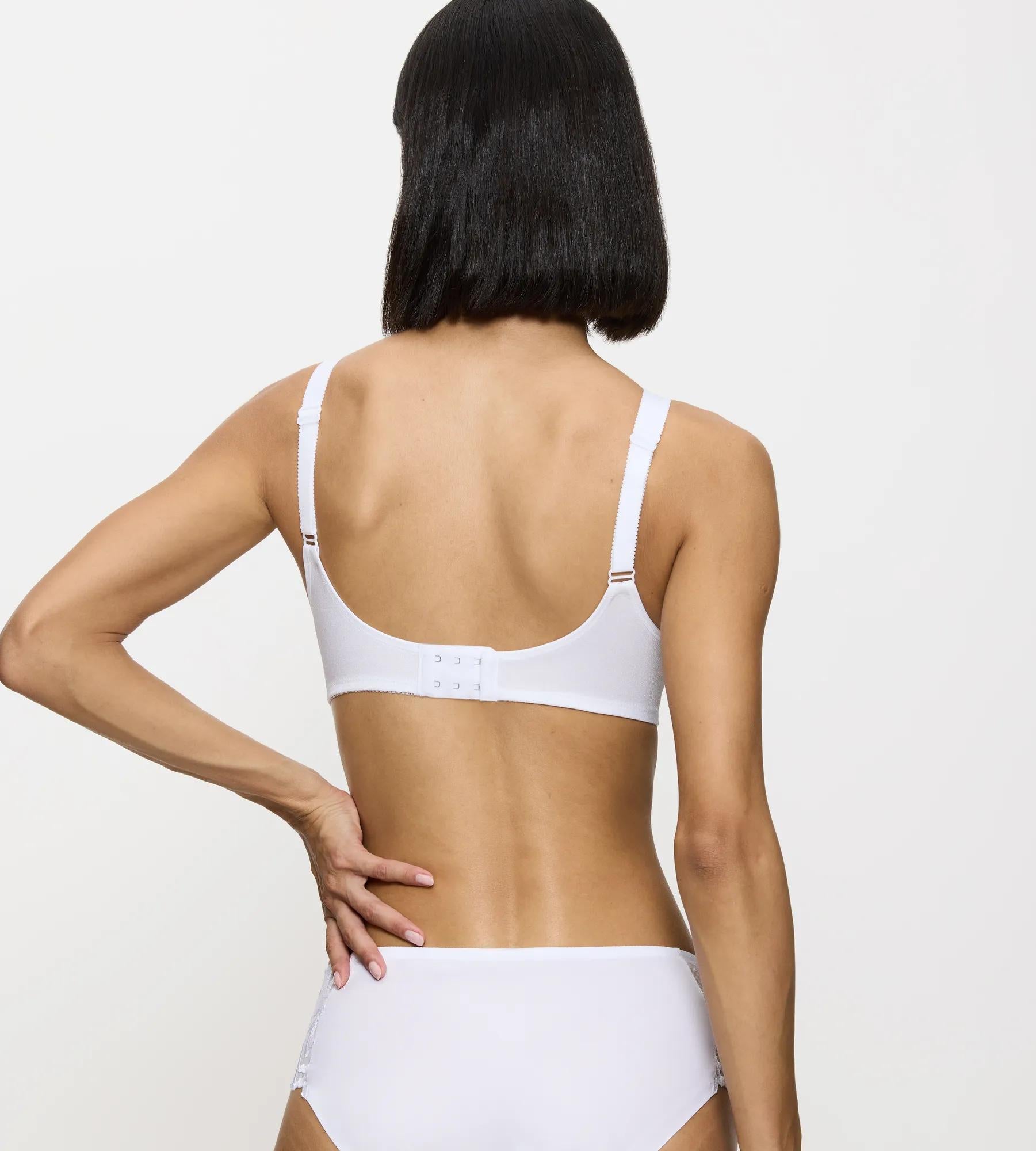 Triumph Doreen + Cotton 01 N | Bras | Non-wired Bra Underwear | Lingerie | Swimwear Triumph Doreen + Cotton 01 N | Bras | Non-wired Bra Underwear | Lingerie | Swimwear