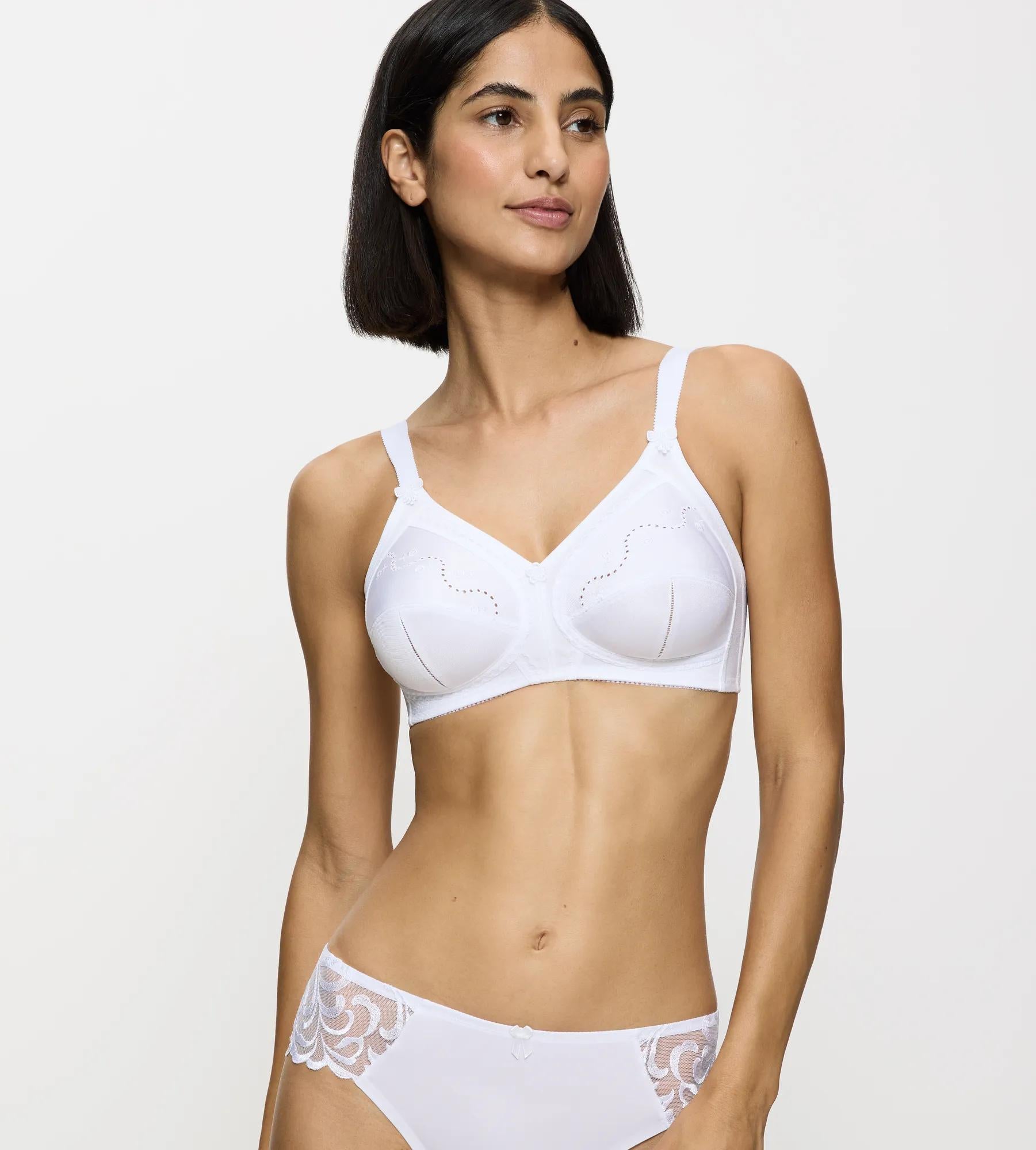 Triumph Doreen + Cotton 01 N | Bras | Non-wired Bra Underwear | Lingerie | Swimwear Triumph Doreen + Cotton 01 N | Bras | Non-wired Bra Underwear | Lingerie | Swimwear