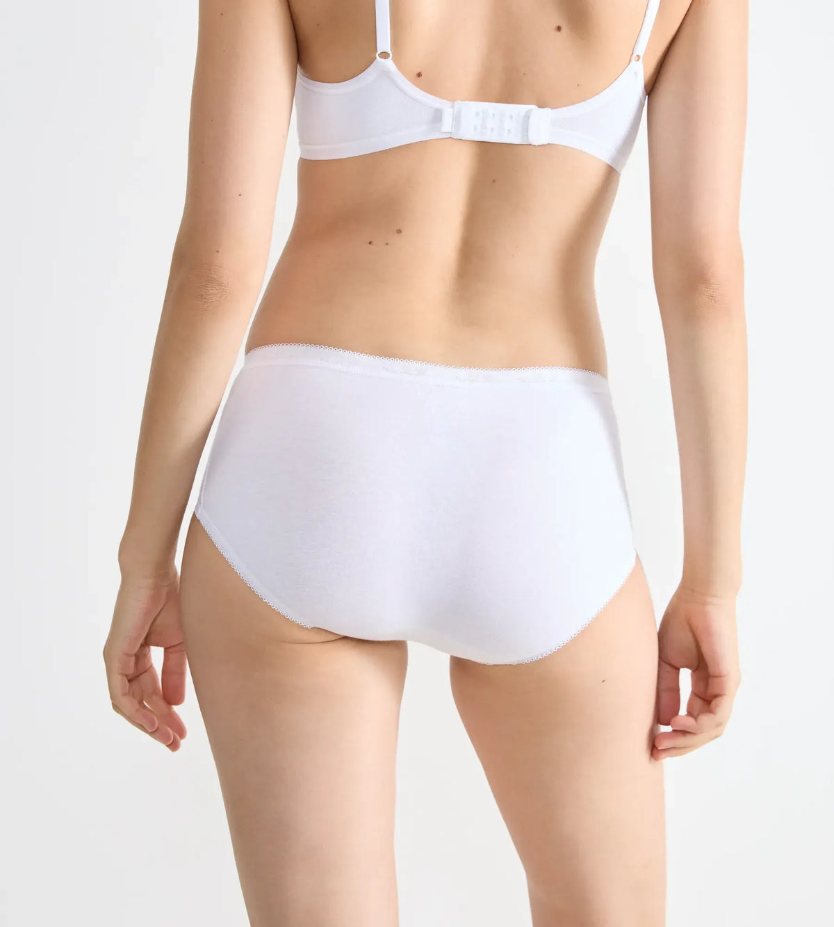 Triumph sloggi Basic Midi | Briefs | Brief Underwear | Lingerie | Swimwear Triumph sloggi Basic Midi | Briefs | Brief Underwear | Lingerie | Swimwear