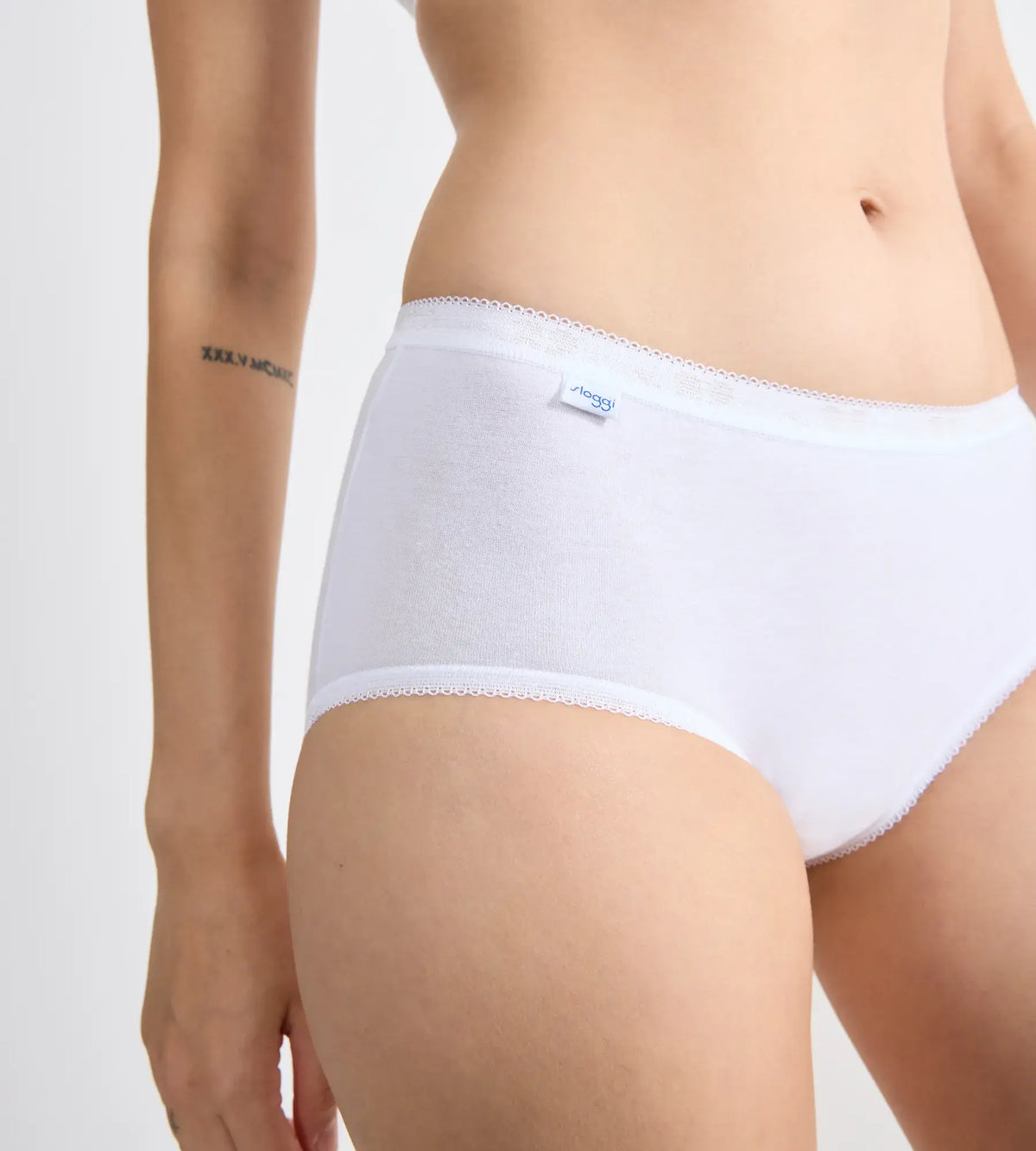 Triumph sloggi Basic Midi | Briefs | Brief Underwear | Lingerie | Swimwear Triumph sloggi Basic Midi | Briefs | Brief Underwear | Lingerie | Swimwear