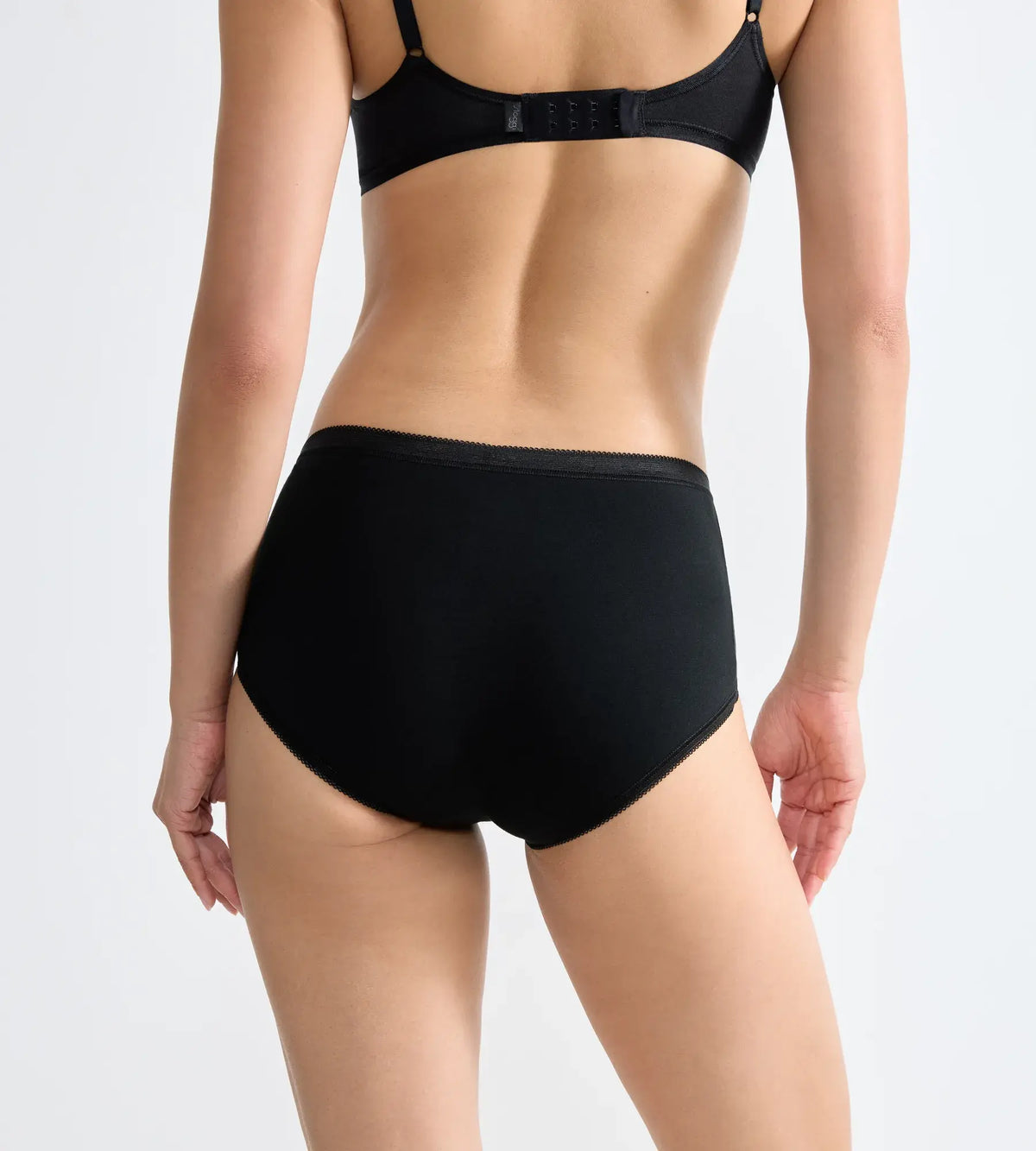 Triumph sloggi Basic Midi | Briefs | Brief Underwear | Lingerie | Swimwear Triumph sloggi Basic Midi | Briefs | Brief Underwear | Lingerie | Swimwear