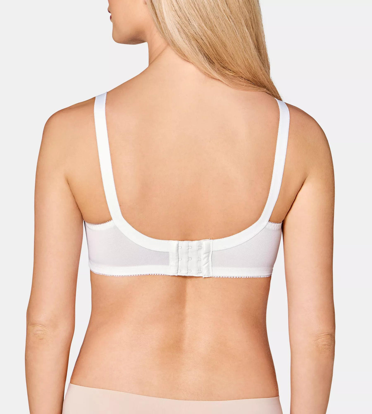 Triumph Claudette 104 N X | Bras | Non-wired Bra Underwear | Lingerie | Swimwear Triumph Claudette 104 N X | Bras | Non-wired Bra Underwear | Lingerie | Swimwear