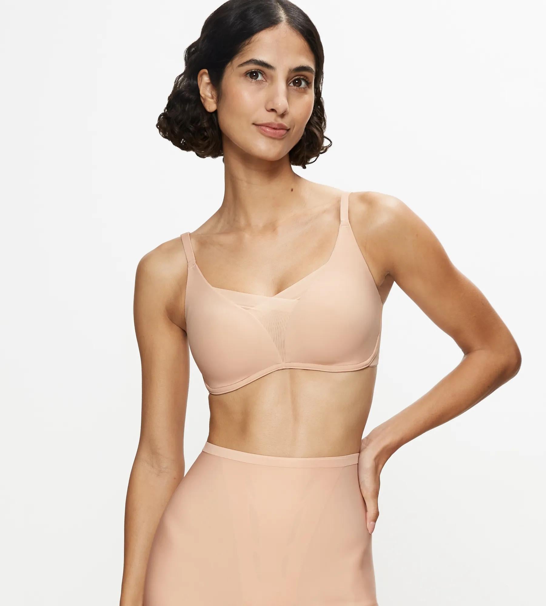 Triumph Triumph Shape Smart P | Bras | Padded bra Underwear | Lingerie | Swimwear Triumph Triumph Shape Smart P | Bras | Padded bra Underwear | Lingerie | Swimwear