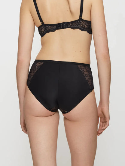 Amourette Charm Maxi01