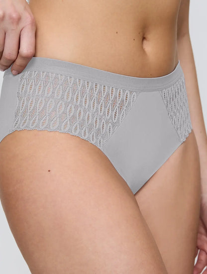 Aura Spotlight T Maxi