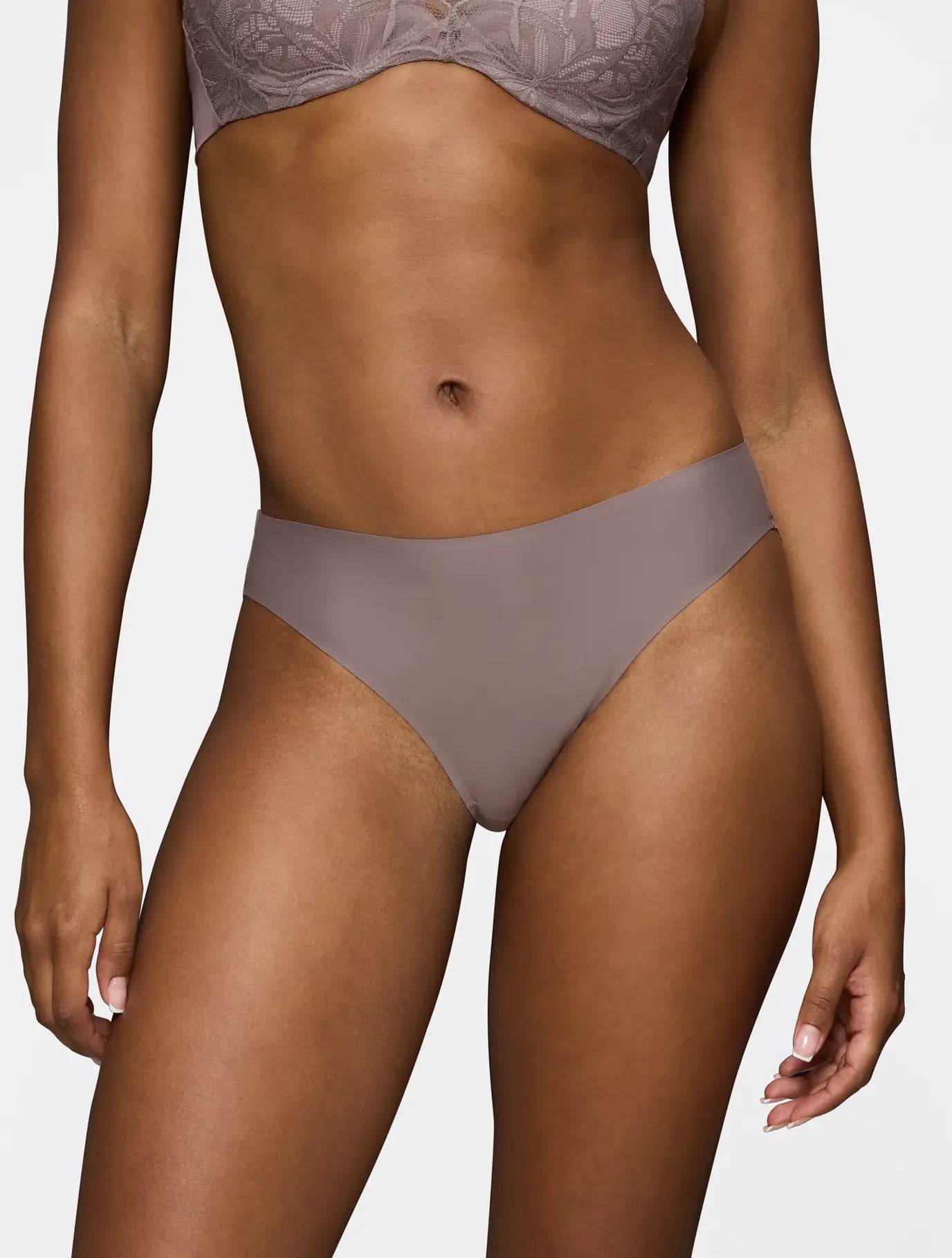 Body Make-Up Illusion Lace Highleg Tai