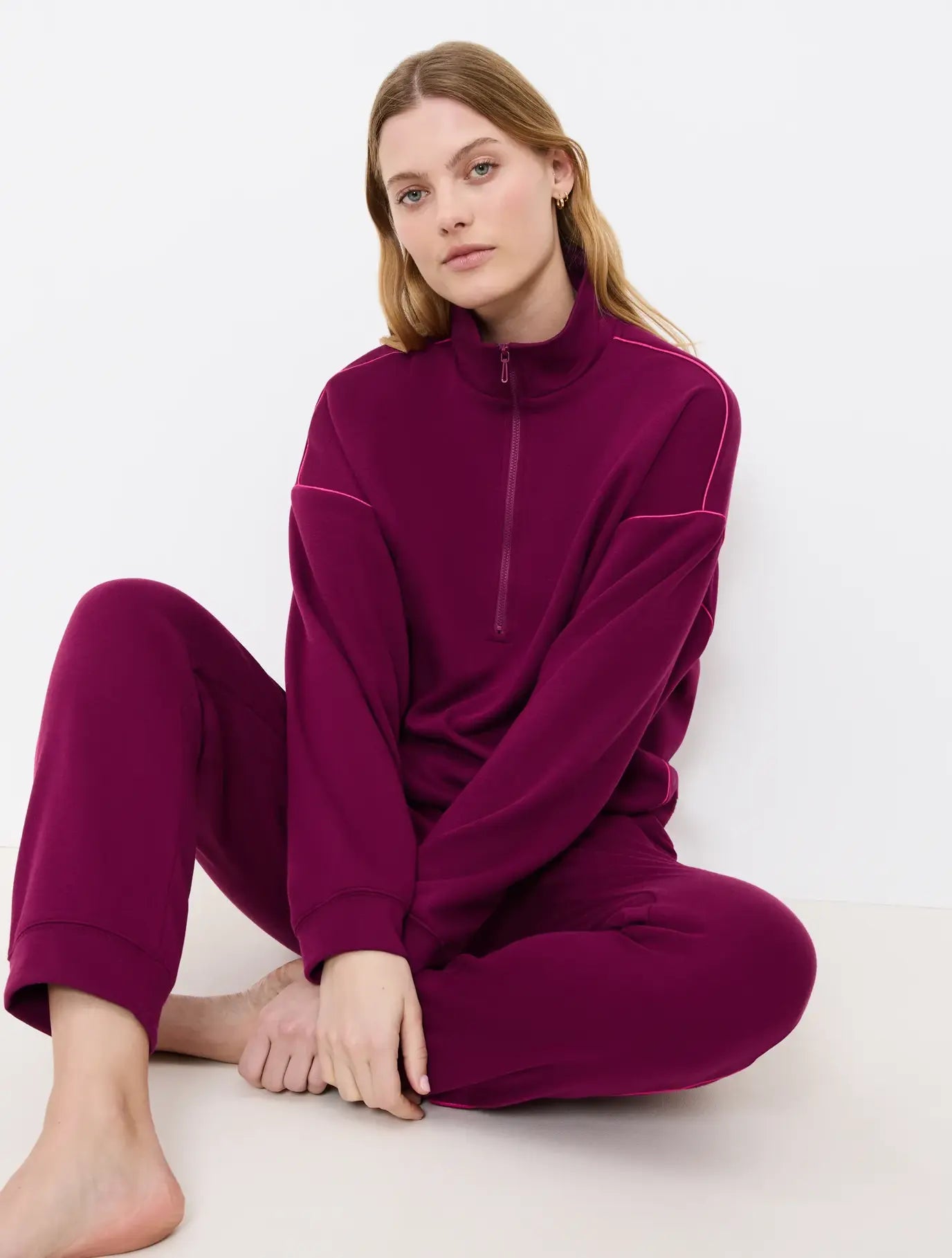MyWear Lounge Sweater